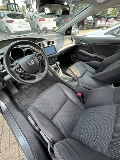 Honda Civic Tourer 2015 - 13500 EUR, 175148 km - 175148km - foto 9 de 10
