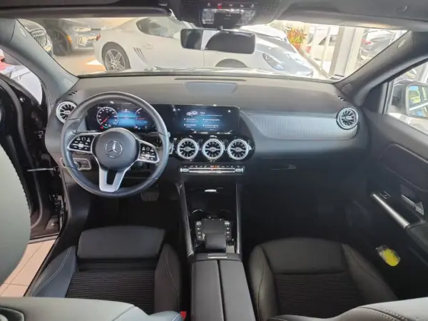 Mercedes-Benz EQA 2022 - 35350 EUR, 31000 km - AUTO.MOTO.pt - 31000km - foto 19 de 38