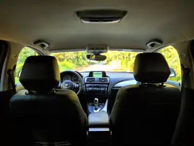 BMW 116 2017 - 12900 EUR, 205000 km - AUTO.MOTO.pt - 205000km - foto 15 de 25