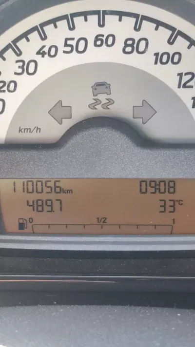 Smart Fortwo Cabrio 2013 - 8279 EUR, 110056 km - AUTO.MOTO.pt - 110056km - foto 4 de 19