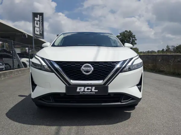 Nissan Qashqai 2022 - 22990 EUR, 114000 km - AUTO.MOTO.pt - 114000km - foto 2 de 50
