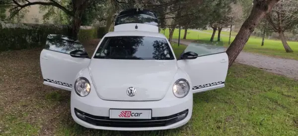 Volkswagen New Beetle 2011 - 17499 EUR, 163800 km - AUTO.MOTO.pt - 163800km - foto 19 de 41