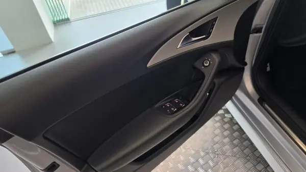 Audi A6 Avant 2016 - 22500 EUR, 179804 km - AUTO.MOTO.pt - 179804km - foto 34 de 59