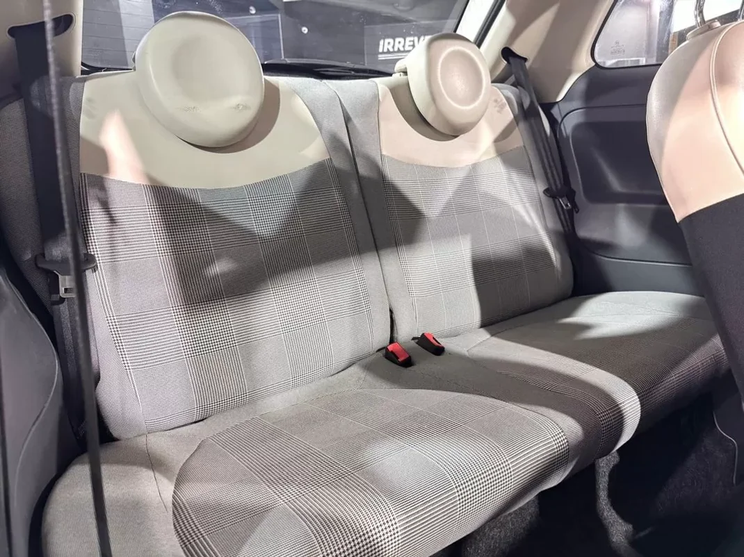 Fiat 500 2015 - 10900 EUR, 127625 km - AUTO.MOTO.pt - 127625km - foto 12 de 29