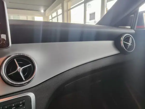 Mercedes-Benz CLA 45 AMG 2014 - 32990 EUR, 130000 km - AUTO.MOTO.pt - 130000km - foto 40 de 40