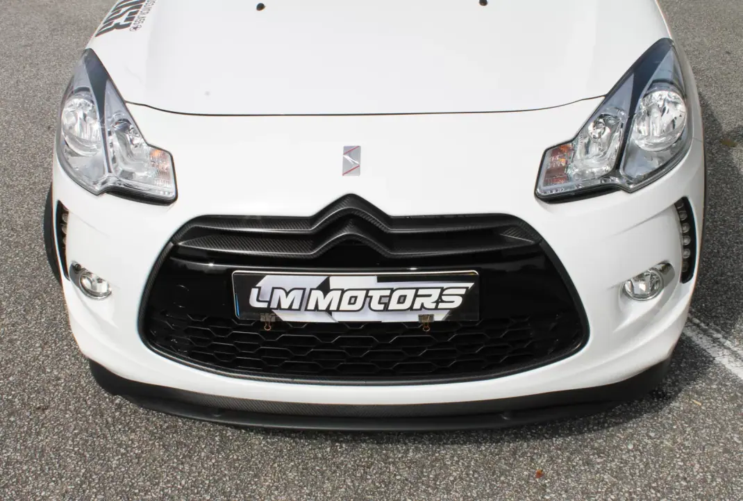 Citroën DS3 2012 - 17900 EUR, 52000 km - AUTO.MOTO.pt - 52000km - foto 12 de 33