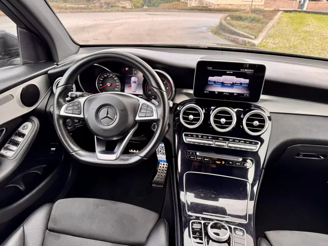 Mercedes-Benz GLC 250 2018 - 34990 EUR, 175000 km - AUTO.MOTO.pt - 175000km - foto 19 de 33