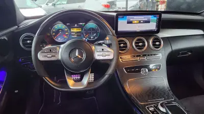 Mercedes-Benz C 300e 2021 - 21500 EUR, 165000 km - AUTO.MOTO.pt - 165000km - foto 7 de 41