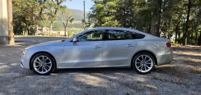 Audi A5 Sportback 2014 - 18350 EUR, 179000 km - AUTO.MOTO.pt - 179000km - foto 5 de 11