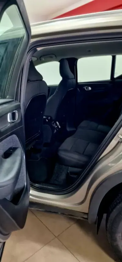 Volvo XC 40 2021 - 23950 EUR, 102307 km - 102307km - foto 39 de 64