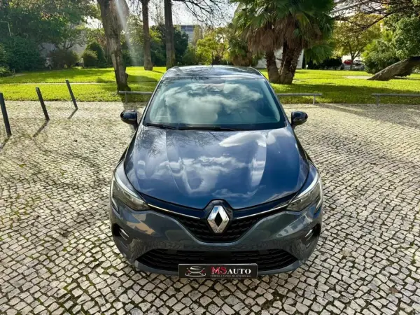 Renault Clio 2022 - 14790 EUR, 78950 km - AUTO.MOTO.pt - 78950km - foto 9 de 36
