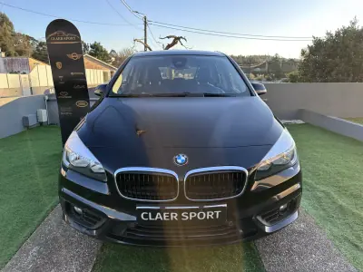 BMW 216 Gran Tourer 2015 - 13900 EUR, 145000 km - AUTO.MOTO.pt - 145000km - foto 2 de 53