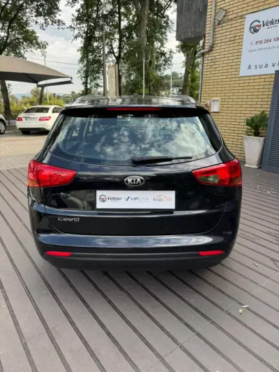 Kia Ceed SW 2015 - 8300 EUR, 151000 km - AUTO.MOTO.pt - 151000km - foto 5 de 13