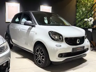 Smart ForFour 2018 - 11900 EUR, 51000 km - AUTO.MOTO.pt - 51000km - foto 3 de 19
