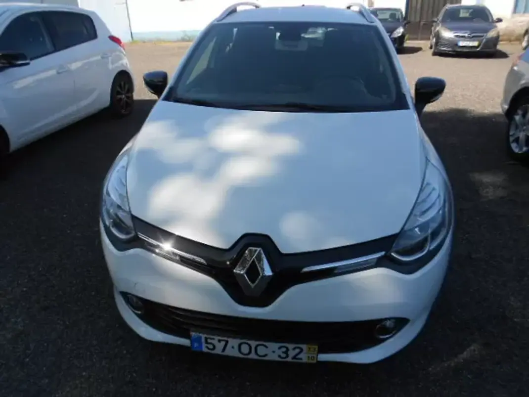 Renault Clio 2013 - 11500 EUR, 137126 km - AUTO.MOTO.pt - 137126km - foto 1 de 13