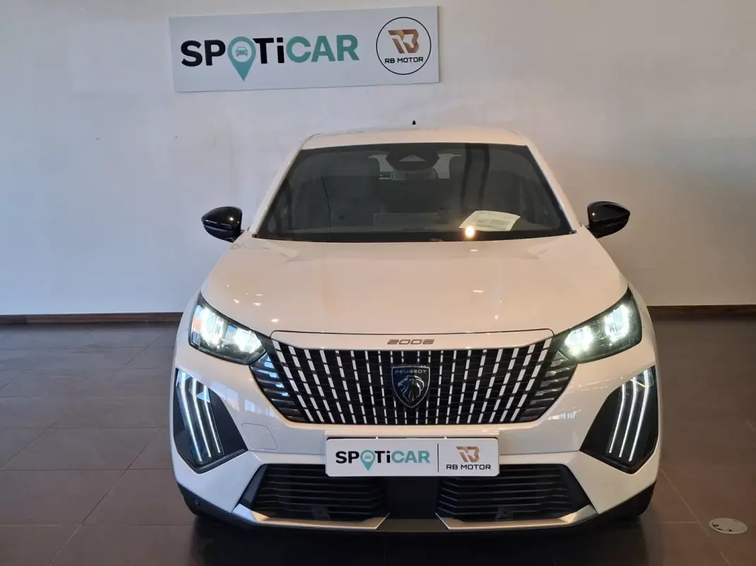Peugeot e-2008 2026 - 31490 EUR, 5000 km - 5000km - foto 5 de 25