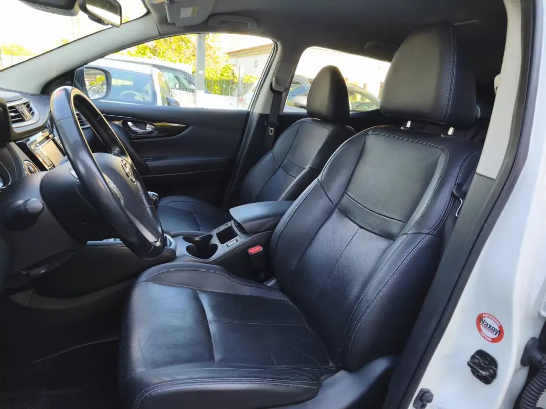Nissan Qashqai 2015 - 12900 EUR, 195000 km - 195000km - foto 8 de 15
