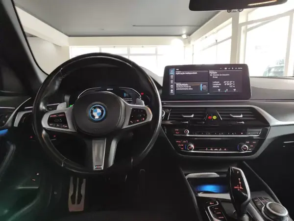 BMW 530e 2022 - 35650 EUR, 99990 km - AUTO.MOTO.pt - 99990km - foto 37 de 37
