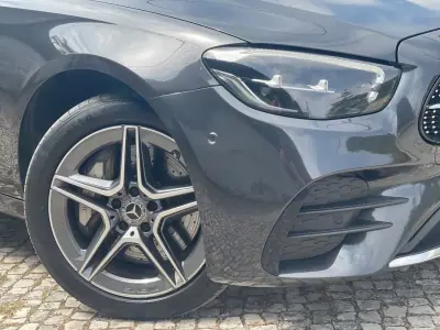 Mercedes-Benz E 300 2021 - 33990 EUR, 156000 km - AUTO.MOTO.pt - 156000km - foto 5 de 39