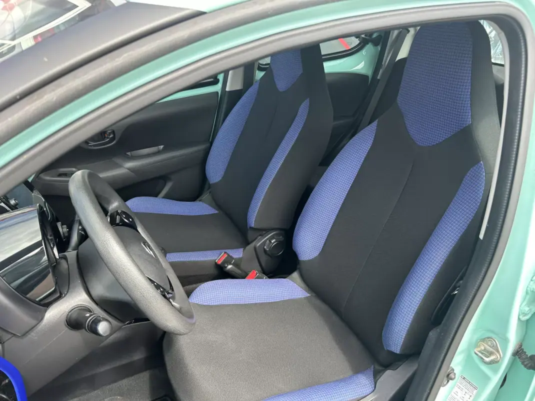 Citroën C1 2020 - 10947 EUR, 58000 km - AUTO.MOTO.pt - 58000km - foto 9 de 17