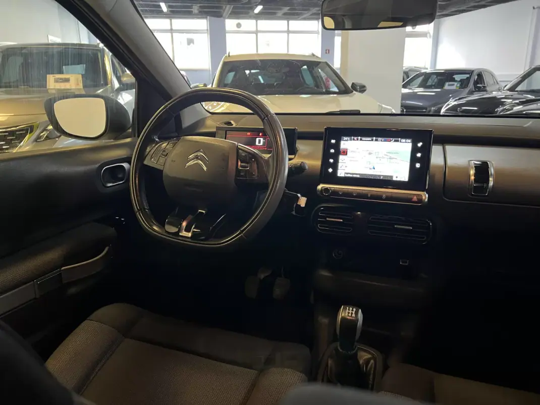 Citroën C4 Cactus 2015 - 8990 EUR, 175000 km - AUTO.MOTO.pt - 175000km - foto 16 de 35