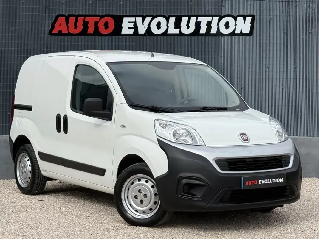 Fiat FIORINO C/IVA AC PORTA LATERAL 2019 - 7950 EUR, 179990 km - AUTO.MOTO.pt - 179990km - foto 1 de 18
