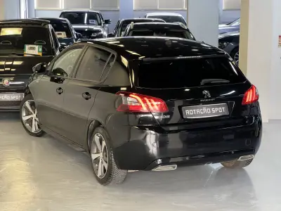 Peugeot 308 2019 - 10990 EUR, 130000 km - 130000km - foto 3 de 38