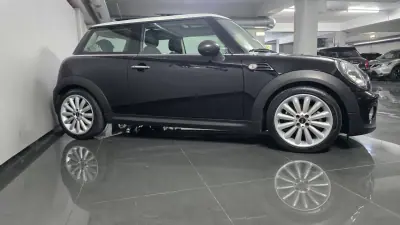 MINI 3 Portas 2012 - 11990 EUR, 172000 km - AUTO.MOTO.pt - 172000km - foto 3 de 42