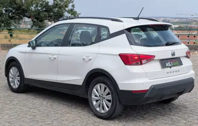 SEAT Arona 2019 - 10500 EUR, 229648 km - AUTO.MOTO.pt - 229648km - foto 7 de 23