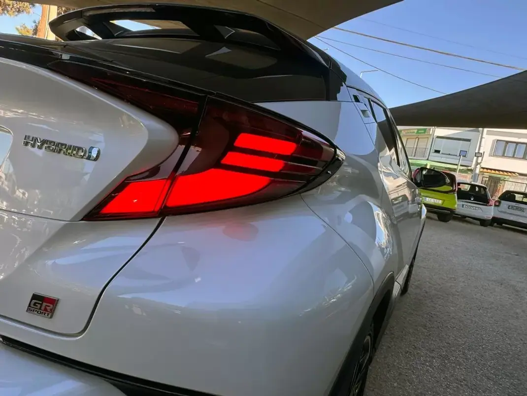 Toyota C-HR 2022 - 30900 EUR, 79989 km - 79989km - foto 40 de 60