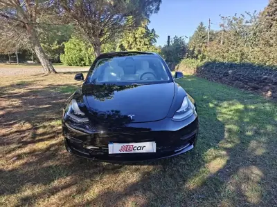 Tesla Model 3 2019 — foto 4 de 33