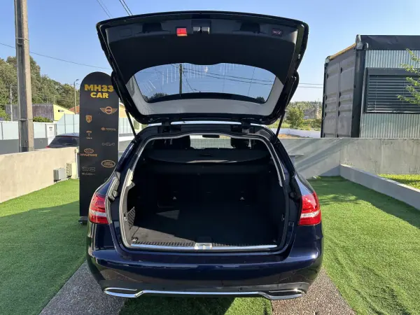Mercedes-Benz C 180 2017 - 15900 EUR, 249000 km - AUTO.MOTO.pt - 249000km - foto 19 de 58