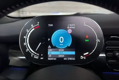 MINI Cooper 2021 - 26950 EUR, 34244 km - AUTO.MOTO.pt - 34244km - foto 47 de 52