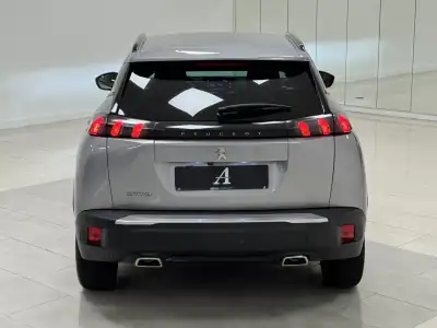Peugeot 2008 2021 - 17990 EUR, 99850 km - AUTO.MOTO.pt - 99850km - foto 4 de 23