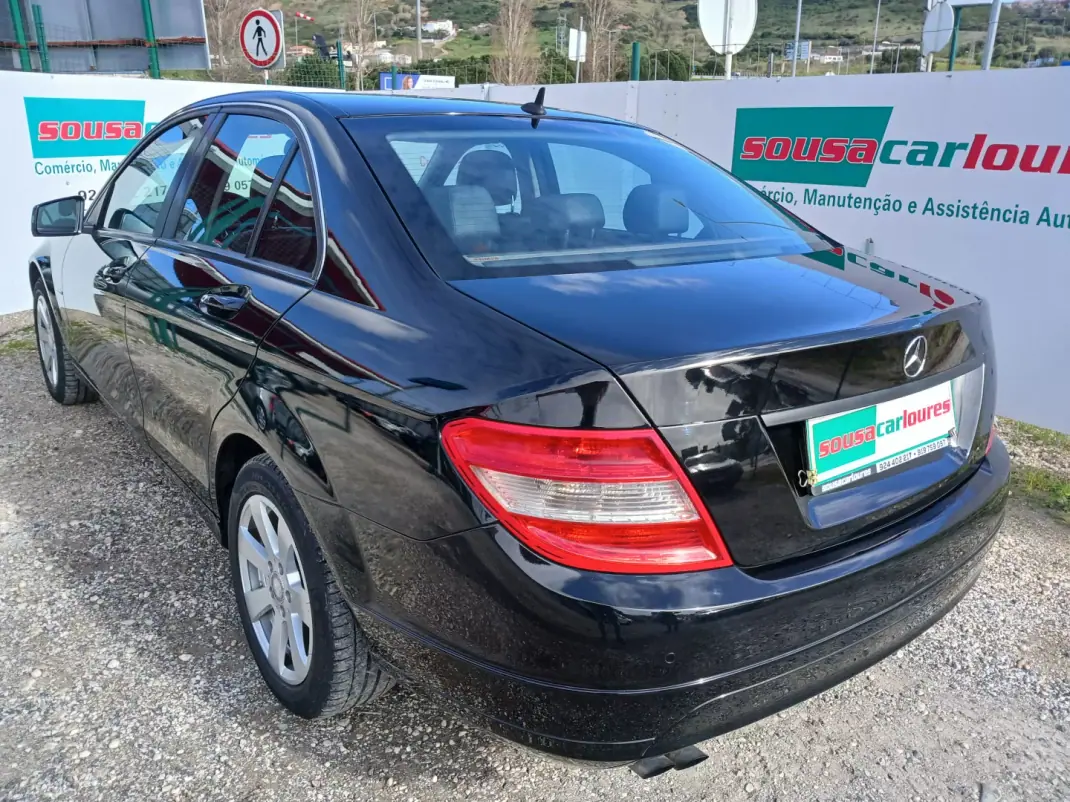 Mercedes-Benz C 200 2010 - 10250 EUR, 208074 km - AUTO.MOTO.pt - 208074km - foto 9 de 23