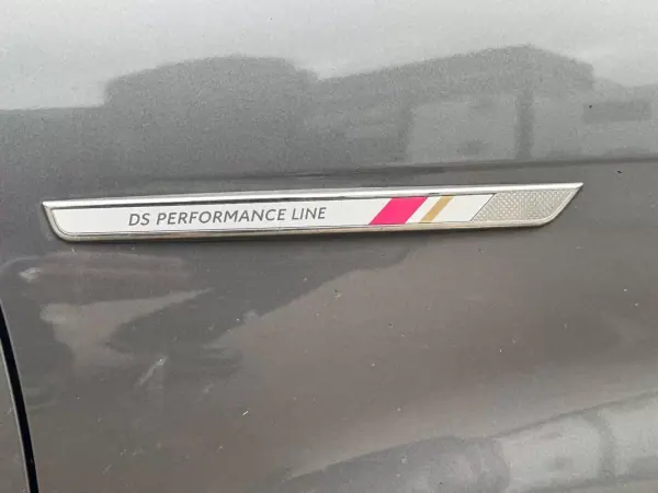 DS DS7 Crossback 2019 - 17900 EUR, 147892 km - AUTO.MOTO.pt - 147892km - foto 6 de 25