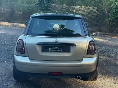 MINI Cooper 2008 - 7999 EUR, 300000 km - AUTO.MOTO.pt - 300000km - foto 5 de 42