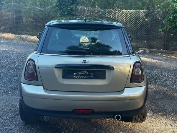 MINI Cooper 2008 - 7999 EUR, 300000 km - AUTO.MOTO.pt - 300000km - foto 5 de 42