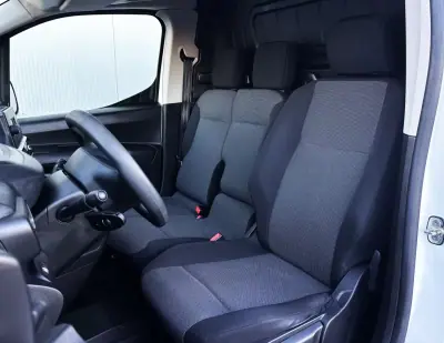 Peugeot PARTNER 1.6 BLUEHDI 3 LUGARES 2019 - 13900 EUR, 97000 km - AUTO.MOTO.pt - 97000km - foto 13 de 34