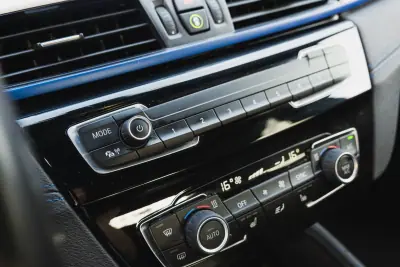 BMW X1 2022 - 28490 EUR, 133410 km - AUTO.MOTO.pt - 133410km - foto 20 de 24