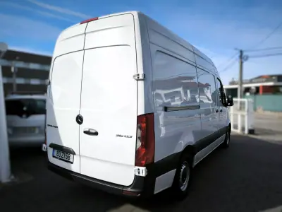 Mercedes-Benz 2019 — foto 5 de 32