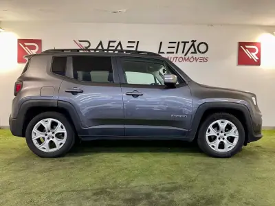 Jeep Renegade 2019 - 15950 EUR, 142000 km - AUTO.MOTO.pt - 142000km - foto 6 de 24