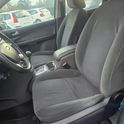 Ford C-Max 2005 - 5450 EUR, 238550 km - AUTO.MOTO.pt - 238550km - foto 17 de 17