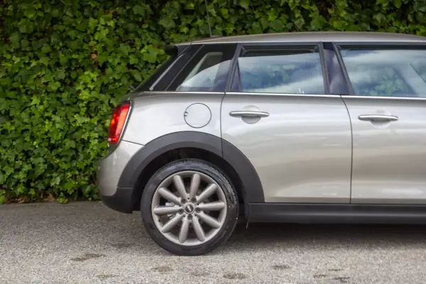 MINI BERLINGO 1.6hdi 3L AUTOMATICA 2018 - 15500 EUR, 101200 km - AUTO.MOTO.pt - 101200km - foto 4 de 17