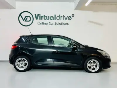 Renault Clio 2012 - 5750 EUR, 228000 km - AUTO.MOTO.pt - 228000km - foto 4 de 44