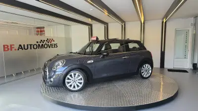 MINI Cooper 2019 - 25500 EUR, 96321 km - AUTO.MOTO.pt - 96321km - foto 12 de 53