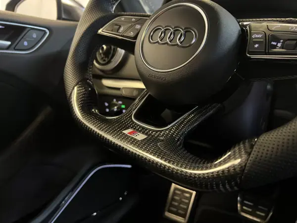 Audi S3 Limousine 2018 - 35990 EUR, 114000 km - AUTO.MOTO.pt - 114000km - foto 21 de 48