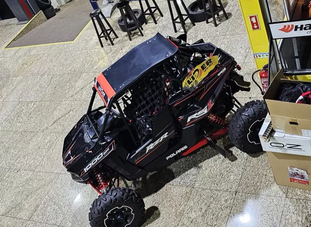 Polaris RZR 2019 - 16500 EUR, 8000 km - AUTO.MOTO.pt - 8000km - foto 6 de 18