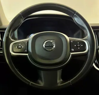 Volvo V60 2020 - 20950 EUR, 154000 km - AUTO.MOTO.pt - 154000km - foto 8 de 30