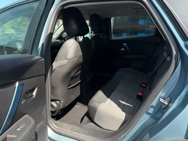 Citroën e-C4 2021 - 15500 EUR, 130000 km - AUTO.MOTO.pt - 130000km - foto 11 de 11